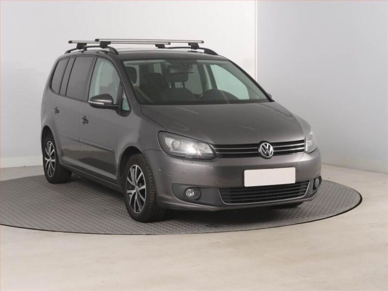 Volkswagen Touran - hlavní fotka inzerátu