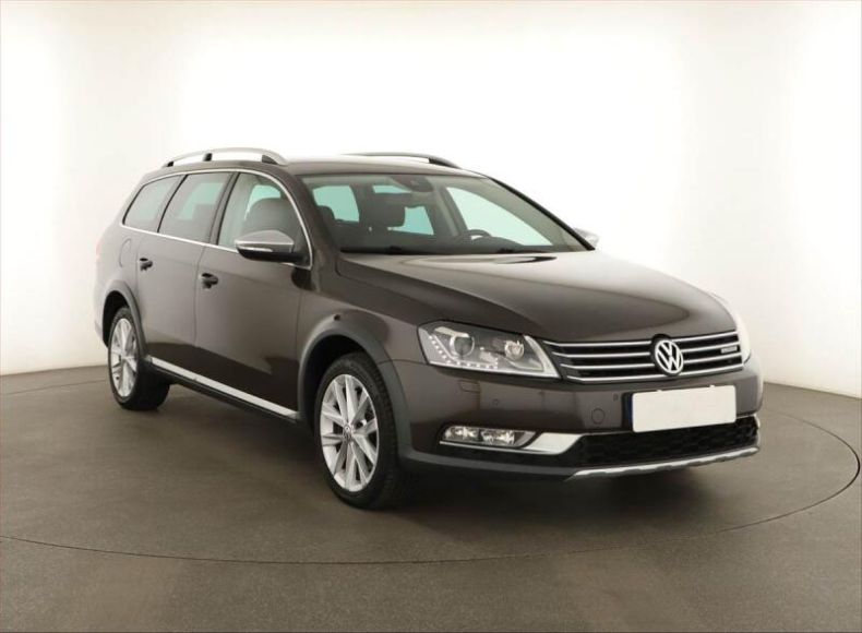 Volkswagen Passat - hlavní fotka inzerátu