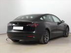 Tesla Model 3 - fotka číslo 4