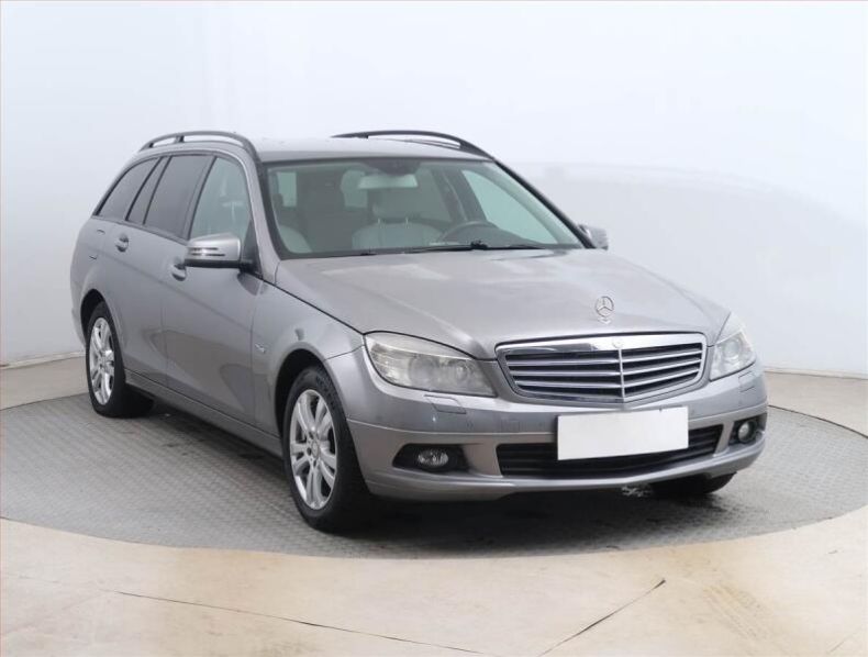 Mercedes Třída C - hlavní foto
