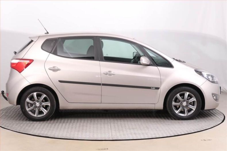 Hyundai ix20 - hlavní fotka