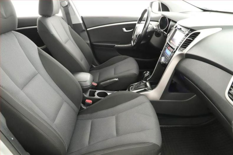 Hyundai i30 - hlavní fotka