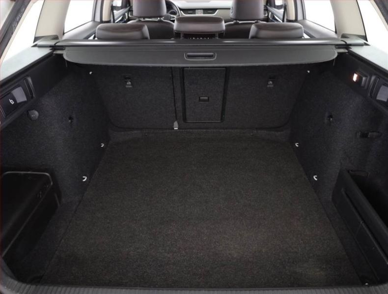 Škoda Octavia - hlavní fotka