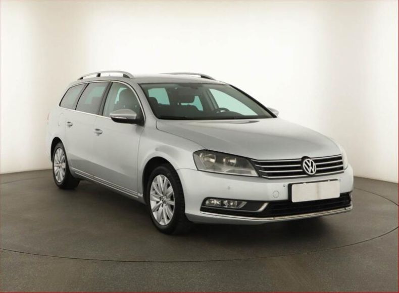 Volkswagen Passat - hlavní fotka inzerátu