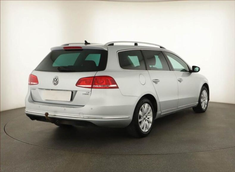 Volkswagen Passat - hlavní fotka