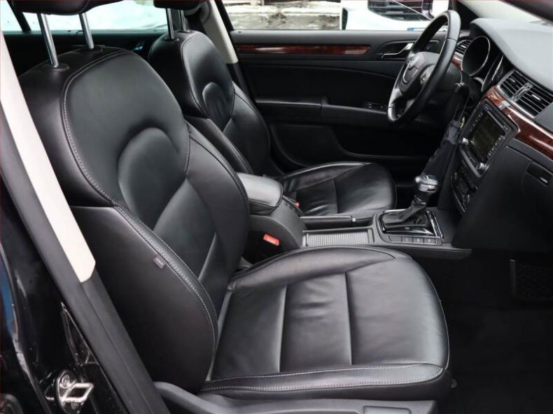 Škoda Superb - hlavní fotka