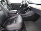 Tesla Model 3 - fotka číslo 8