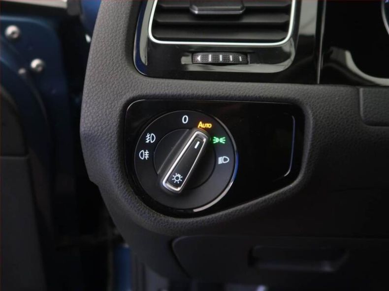 Volkswagen Golf - hlavní fotka