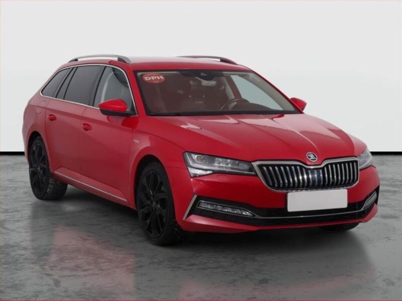 Škoda Superb - hlavní foto