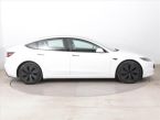 Tesla Model 3 - fotka číslo 5