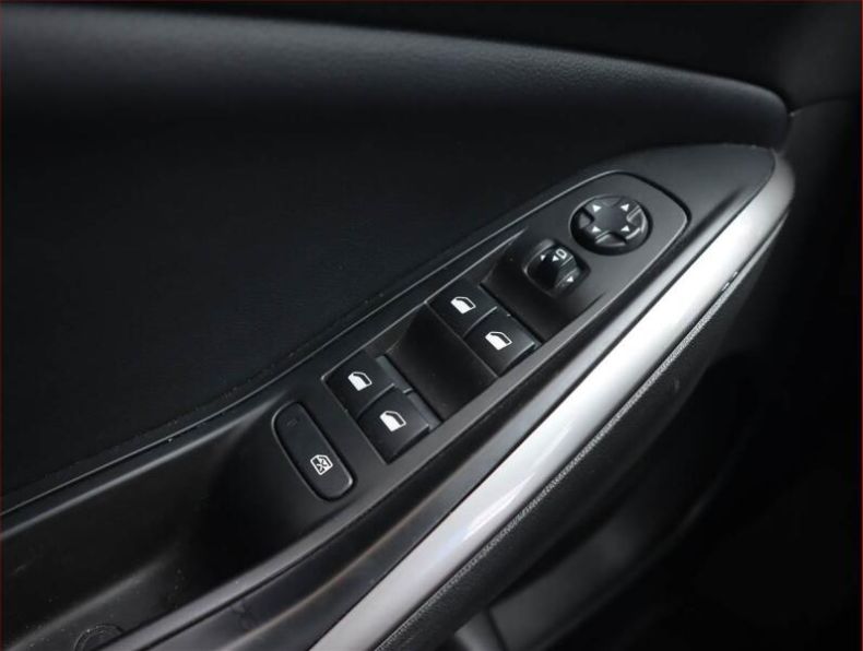 Opel Grandland X - hlavní fotka