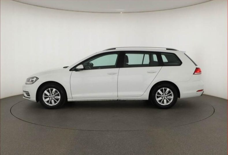 Volkswagen Golf - hlavní fotka