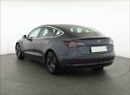 Tesla Model 3 - fotka číslo 3