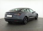 Tesla Model 3 - fotka číslo 4
