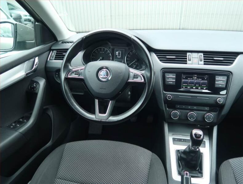 Škoda Octavia - hlavní fotka inzerátu