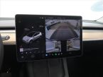 Tesla Model Y - fotka číslo 17