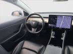 Tesla Model 3 - fotka číslo 6