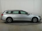 Volkswagen Passat - fotka číslo 5