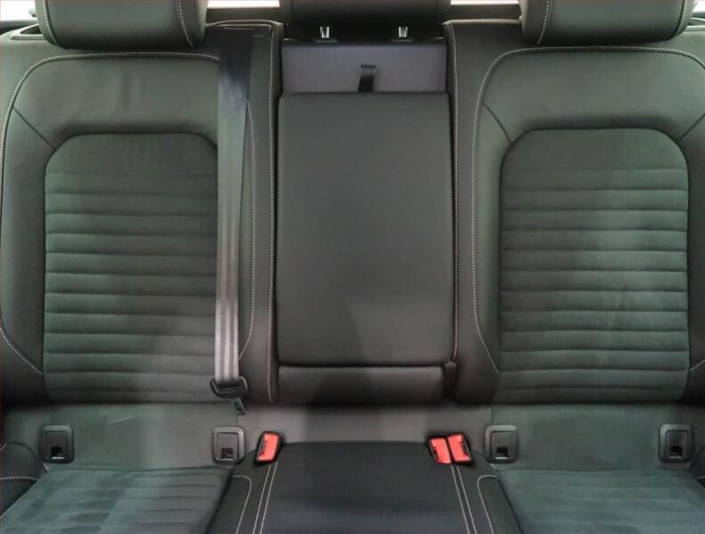 Volkswagen Passat - hlavní fotka