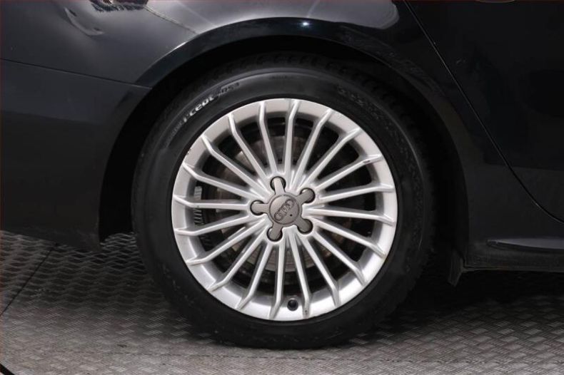 Audi A4 - hlavní fotka