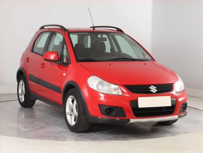 Suzuki SX4 - hlavní foto