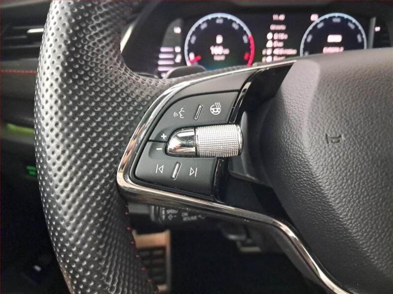 Škoda Octavia - hlavní fotka