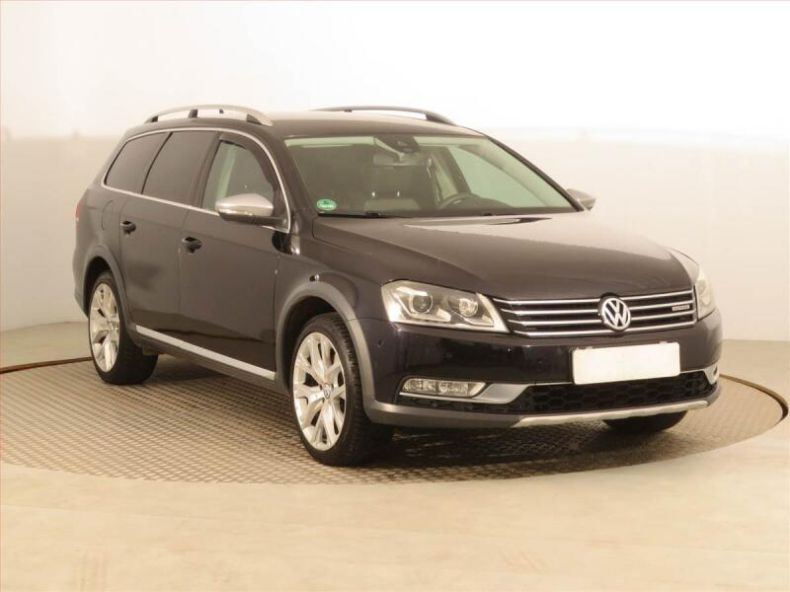 Volkswagen Passat - hlavní fotka inzerátu