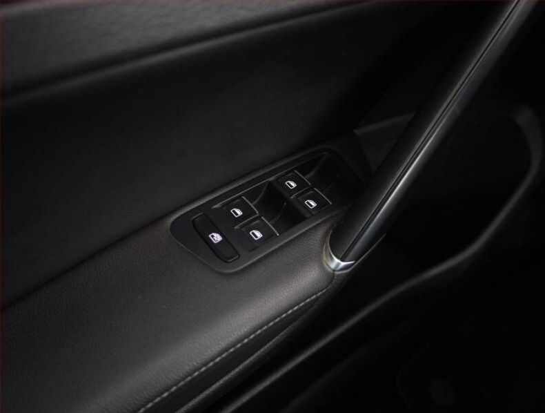 Volkswagen Golf - hlavní fotka