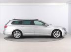 Volkswagen Passat - fotka číslo 5