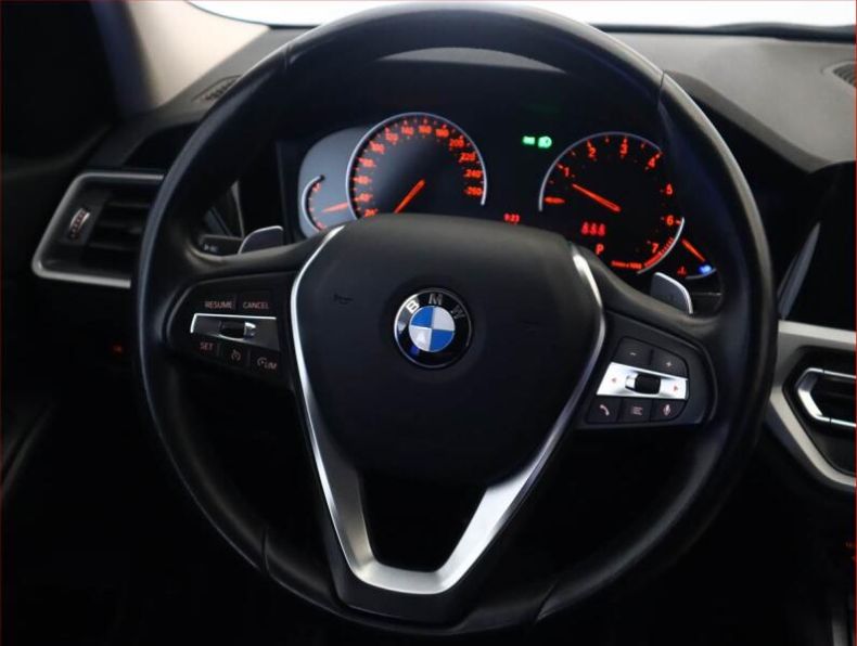 BMW Řada 3 - hlavní fotka
