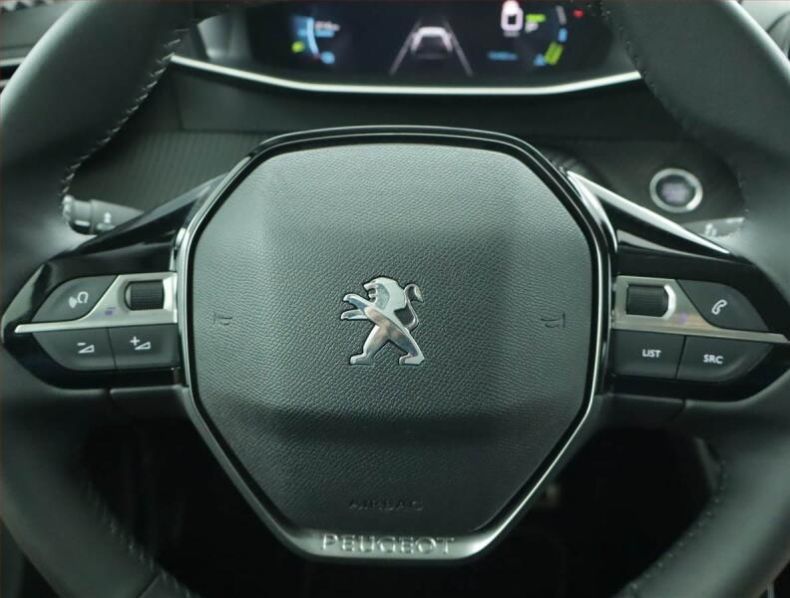 Peugeot 2008 - hlavní fotka