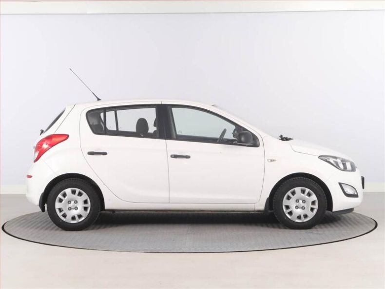 Hyundai i20 - hlavní fotka