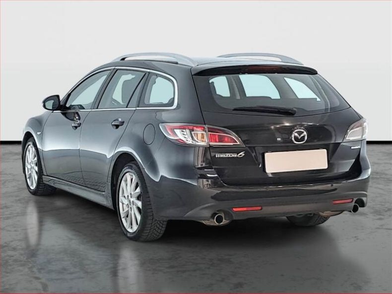 Mazda 6 - hlavní fotka