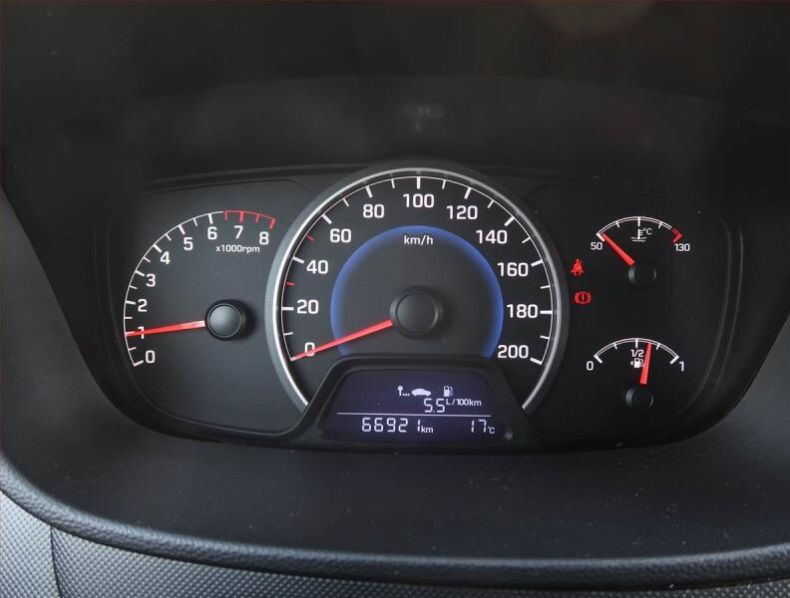 Hyundai i10 - hlavní fotka