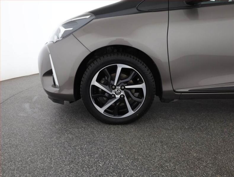 Toyota Yaris - hlavní fotka