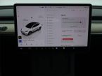 Tesla Model Y - fotka číslo 10