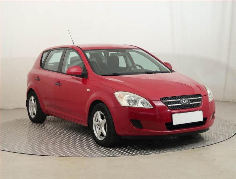 Kia Cee'd - hlavní foto