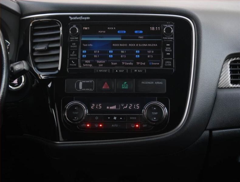 Mitsubishi Outlander - hlavní fotka