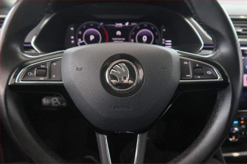 Škoda Superb - hlavní fotka