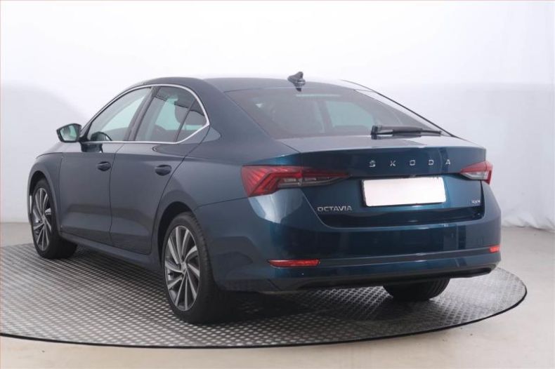 Škoda Octavia - hlavní fotka