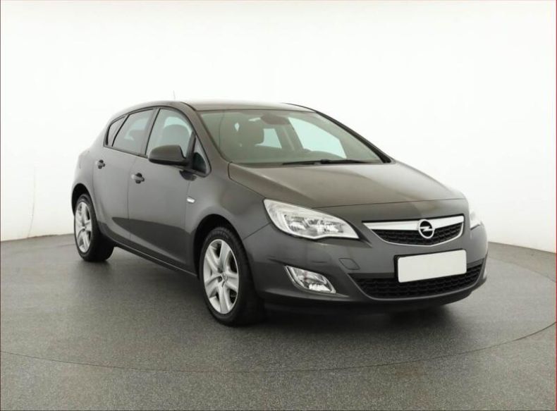 Opel Astra - hlavní fotka inzerátu
