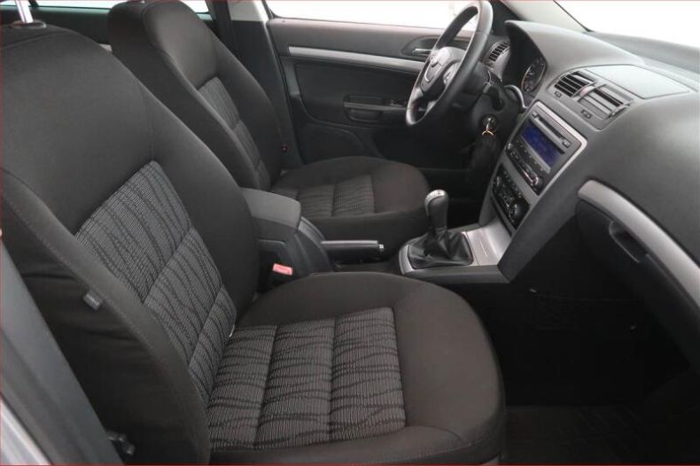 Škoda Octavia - hlavní fotka