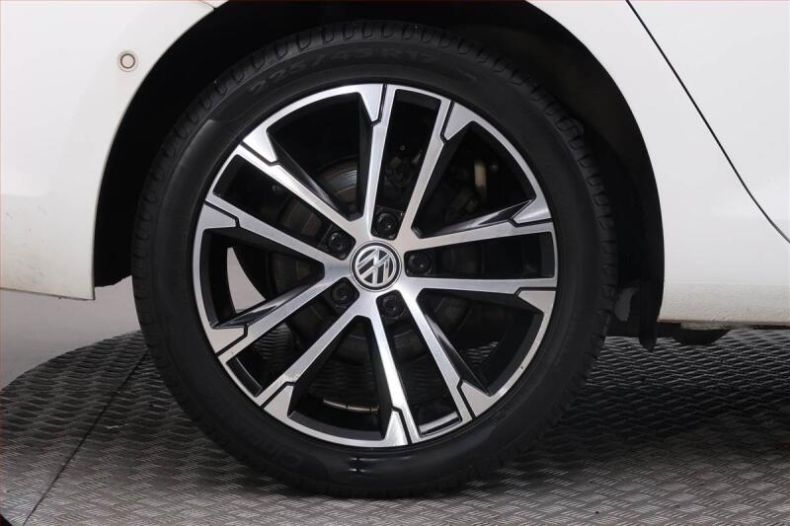 Hyundai i30 - hlavní foto