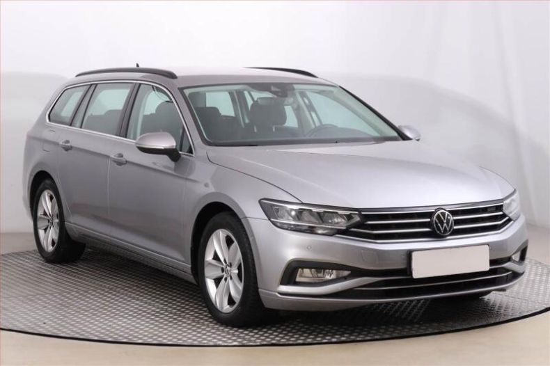 Volkswagen Passat - hlavní foto