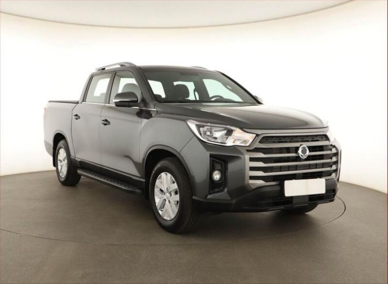 SsangYong Musso - hlavní foto