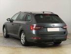 Škoda Superb - fotka číslo 3