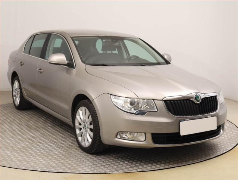 Škoda Superb - hlavní fotka inzerátu