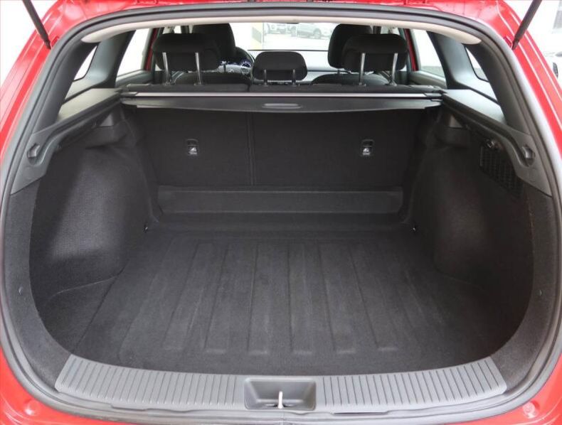 Hyundai i30 - hlavní fotka