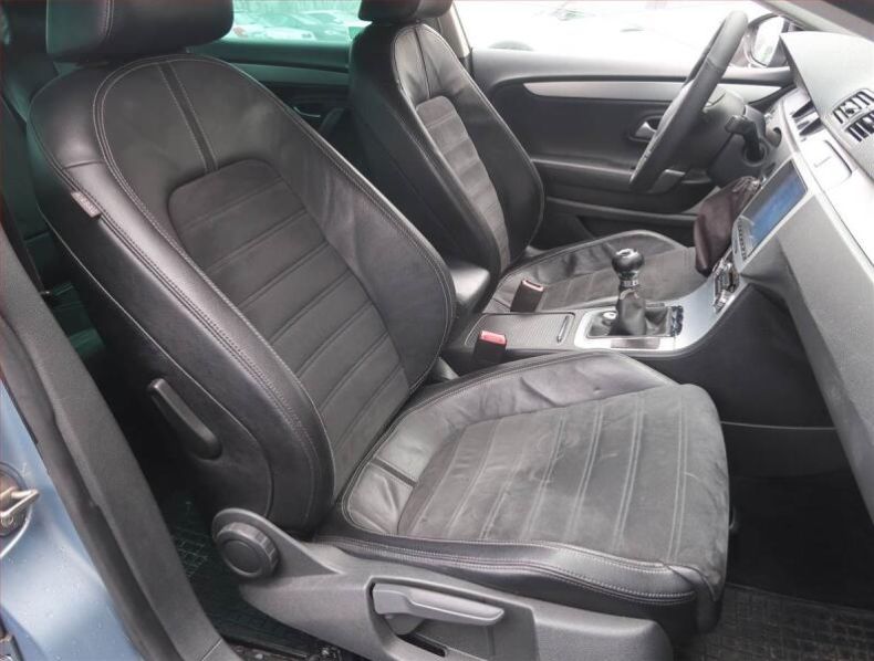 Volkswagen Passat - hlavní fotka