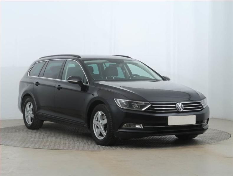 Volkswagen Passat - hlavní foto
